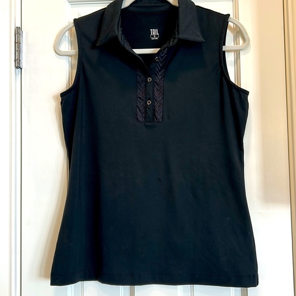 TAIL Black Athletic or Athleisure Sleeveless Top with dDesign by Buttons sz.S - Picture 3 of 7